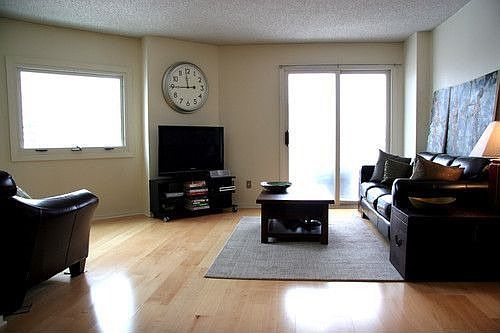 4th image of 1225 Lasalle Ave APT 1801
