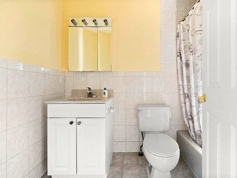 2 Hops Commons Ct — Photo 20