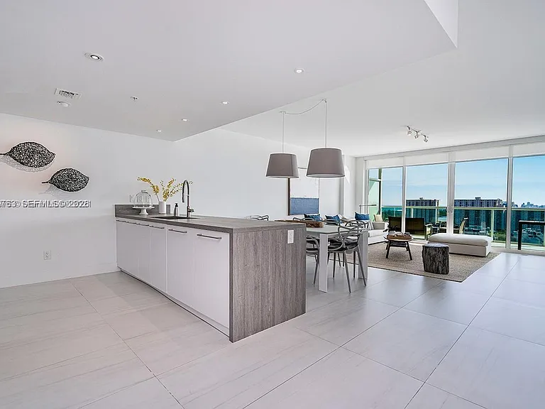 400 Sunny Isles Blvd #1804 — Photo 9