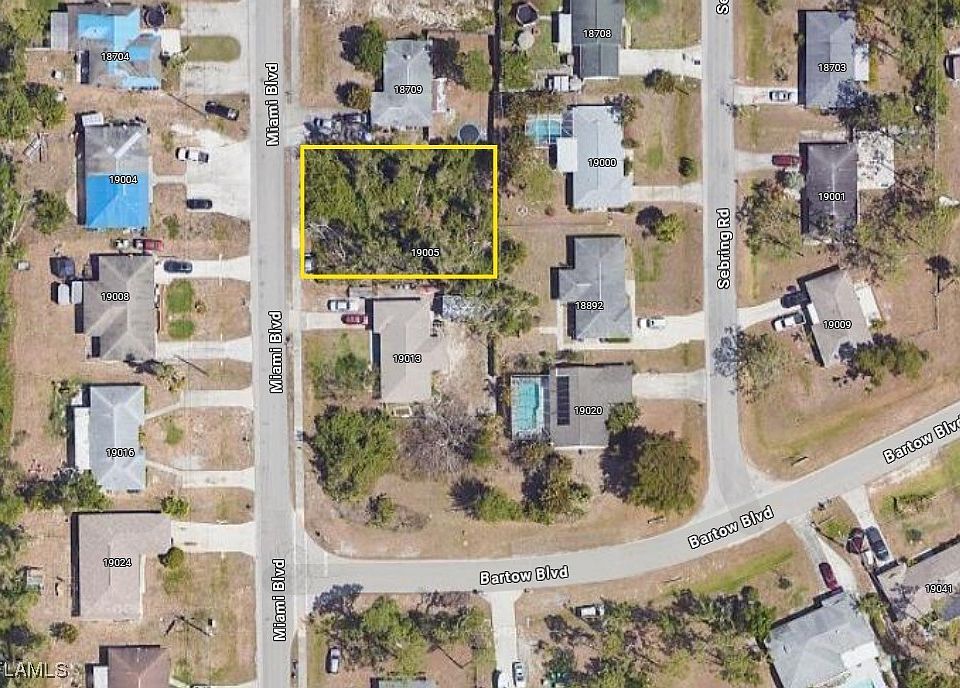 2nd image of 19005 Miami Blvd