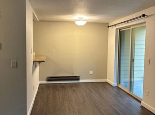 9806 28th Ave SW UNIT A104, Seattle, WA 98126