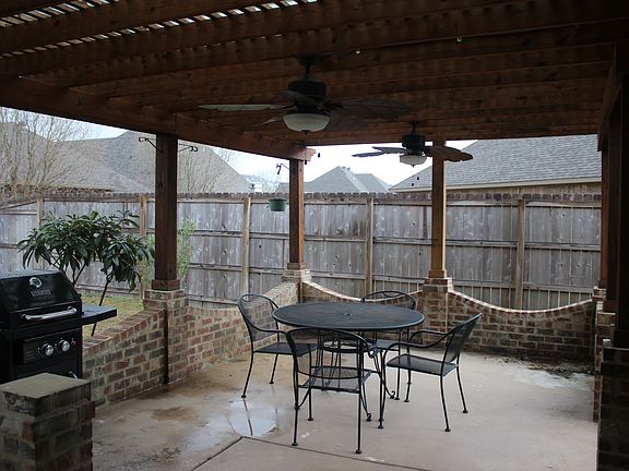 3rd image of 206 Poydras Ave
