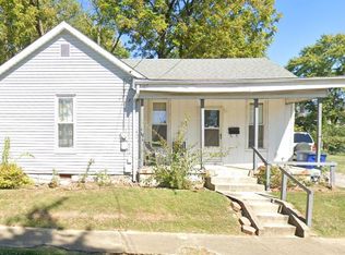 518 E Water St, Princeton, IN 47670