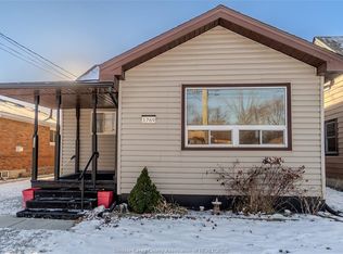 1769 Balfour Blvd, Windsor, ON N8T 2S2