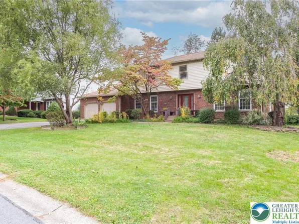 1442 Colgate Dr, Bethlehem, PA 18017