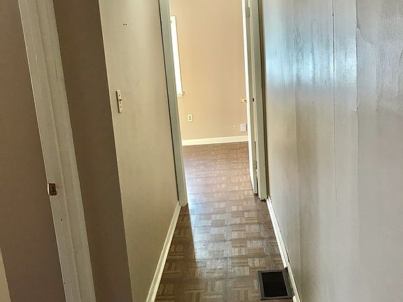 4th image of 305 W Roosevelt St Unit 1
