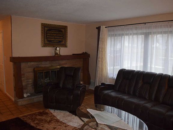 5th image of 4301 Poinsettia Ave SE