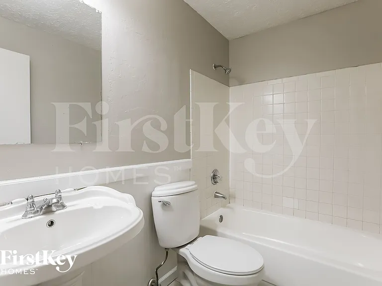 5607 Northport Dr — Photo 17