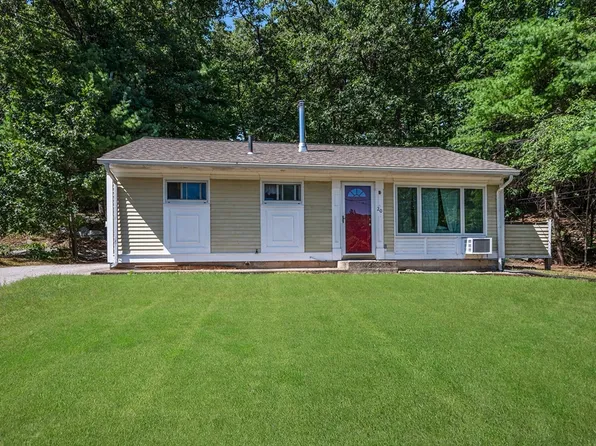 20 Hillside Dr, Northbridge, MA 01534