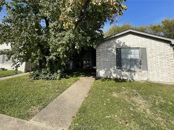 1525 Hillside Dr #Cs, College Station, TX 77845