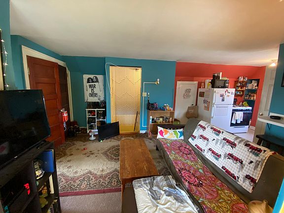 4th image of 695 Richmond Ave #3