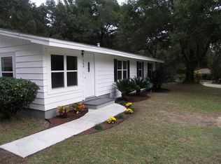 340 Robinson Ln, Pensacola, FL 32514