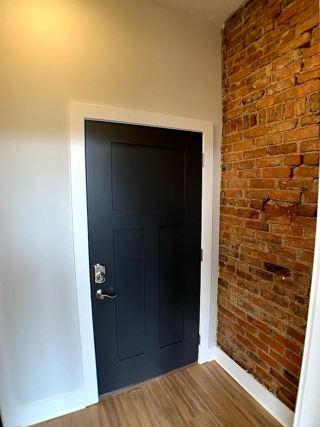 3 bed, 1.5 bath, 1376 sqft, $1,200 — Photo 3