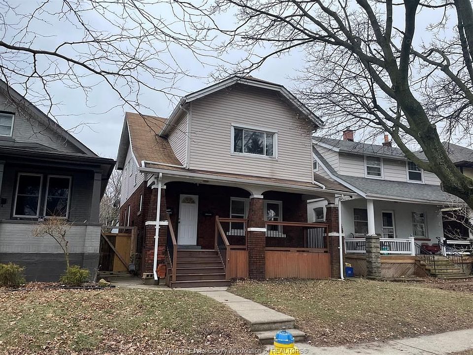 1st image of 1551 York St