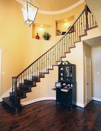 4th image of 3615 Leatherwood Dr