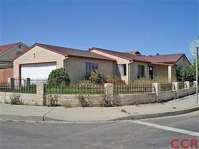 1st image of 946 W Agnes Ave