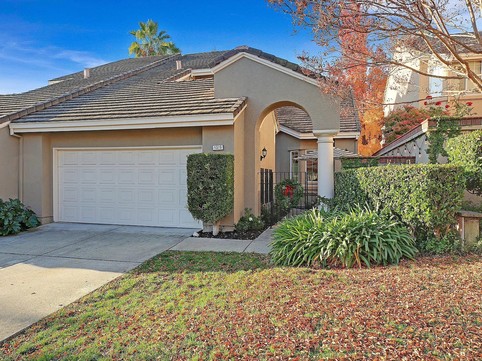 3 bed, 1735 sqft, $4,750 — Photo 1