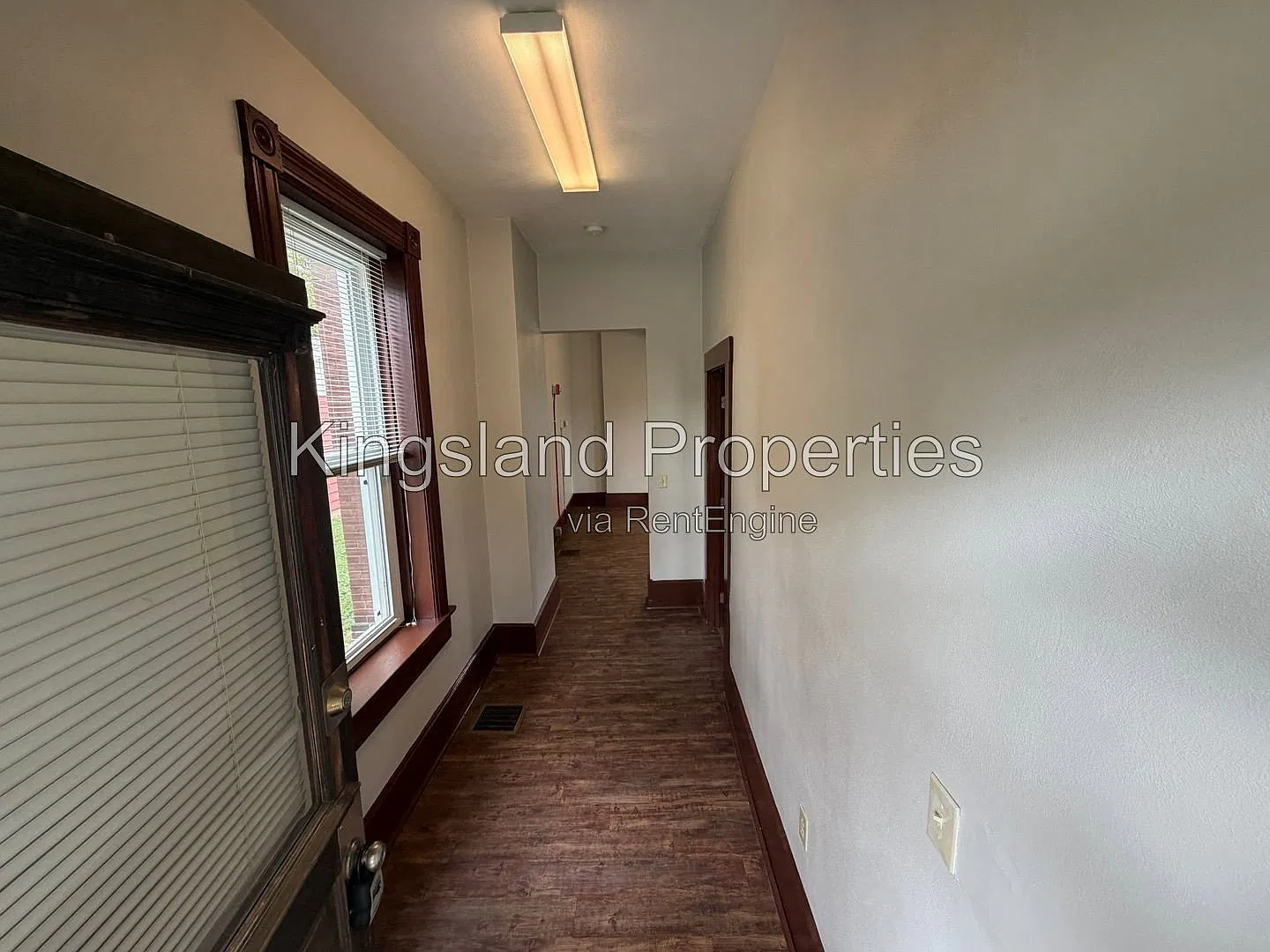 3 bed, 1.0 bath, 1200 sqft, $1,325 — Photo 4