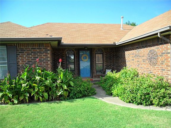 2nd image of 219 Americana Ct