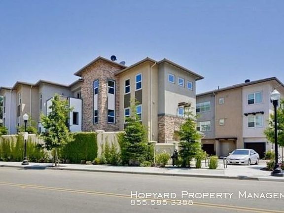 2nd image of 1150 Karby Ter Unit 201