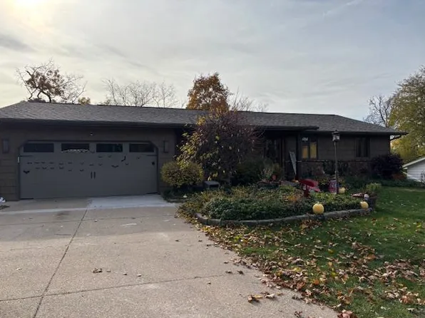 4525 Pawnee Pass, Fitchburg, WI 53711
