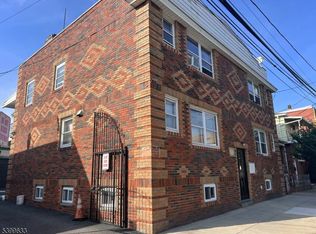 327 Christine St #2L, Elizabeth, NJ 07202