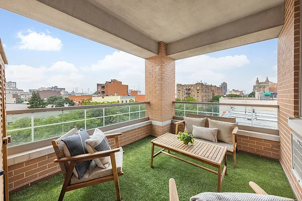 Sold by Oxford Property Group | media 1