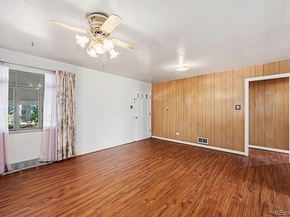 3rd image of 2210 S Irving Street