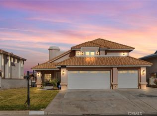 18240 Harbor Dr, Victorville, CA 92395