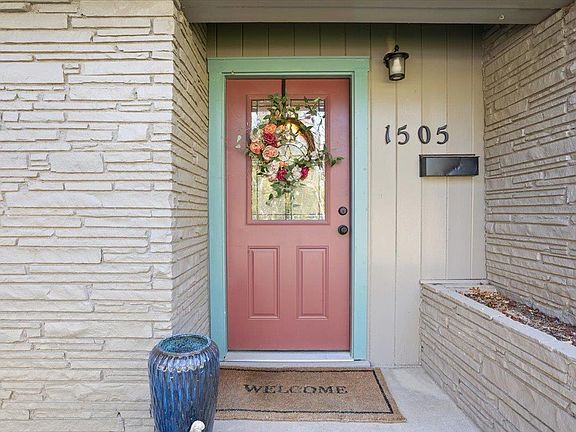 4th image of 1505 S 49th St