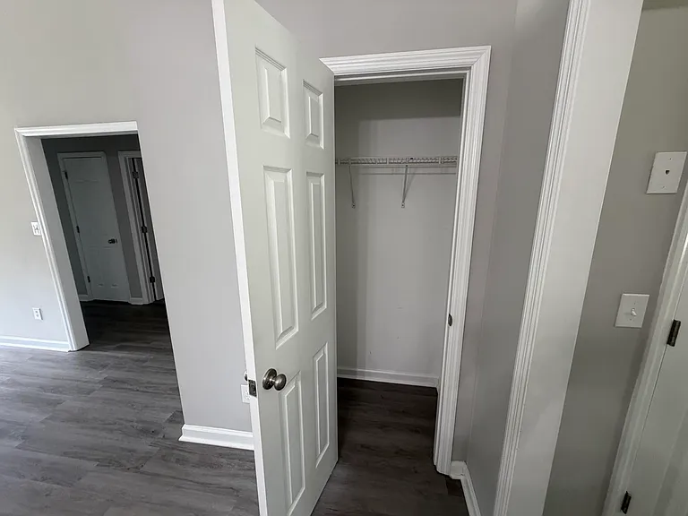 219 Long Creek Dr — Photo 7