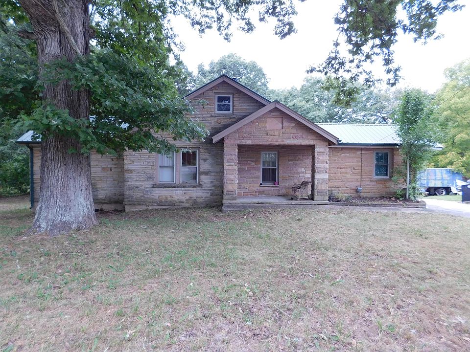 1st image of 817 N York Hwy #127