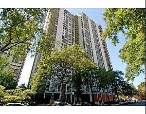 1st image of 1360 N Sandburg Ter APT 1611