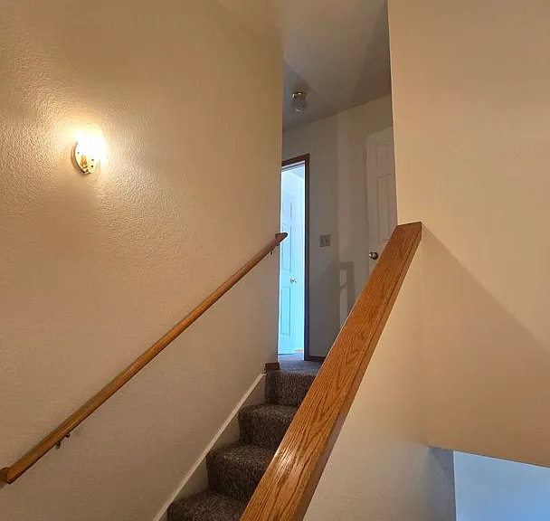 205 S Yellowstone Ave #B — Photo 9