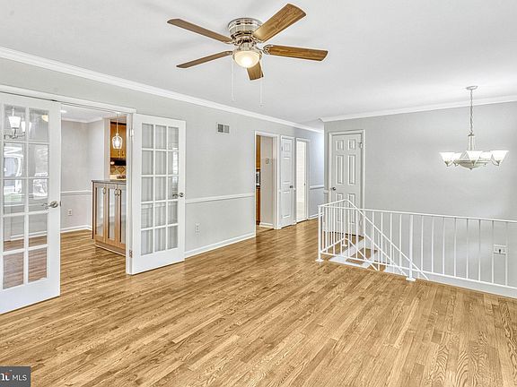3rd image of 14816 Elmwood Dr