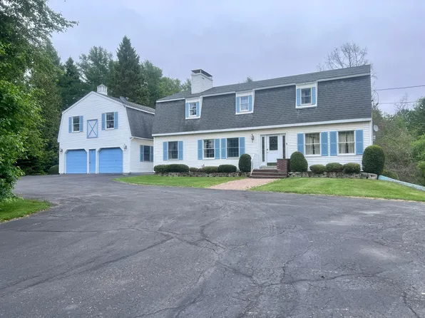 639 North Street, Houlton, ME 04730