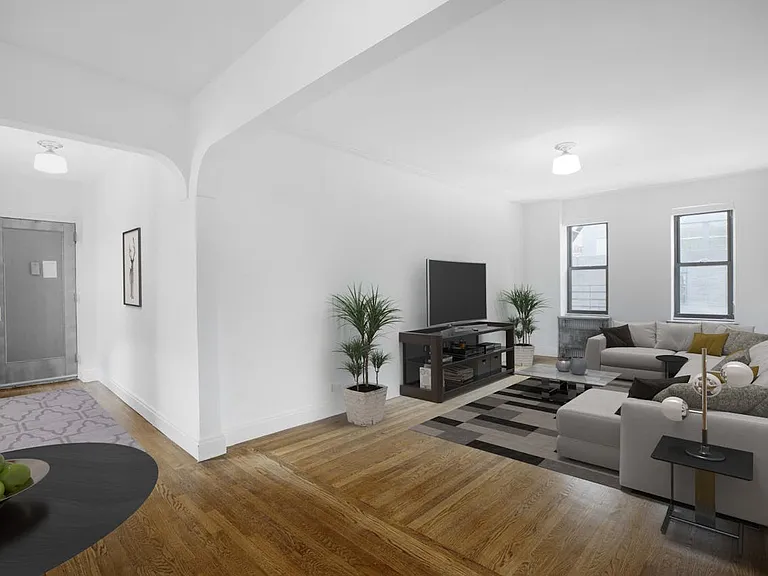 62 Leroy St #3C — Photo 3