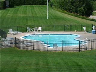 4th image of 1036 Marina Bluff Dr