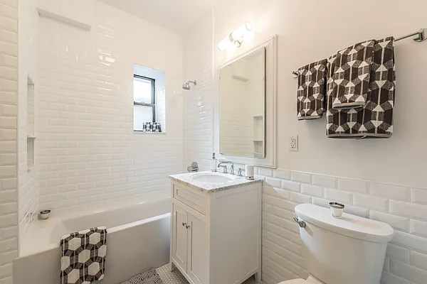 Rented by Halstead Real Estate | media 37