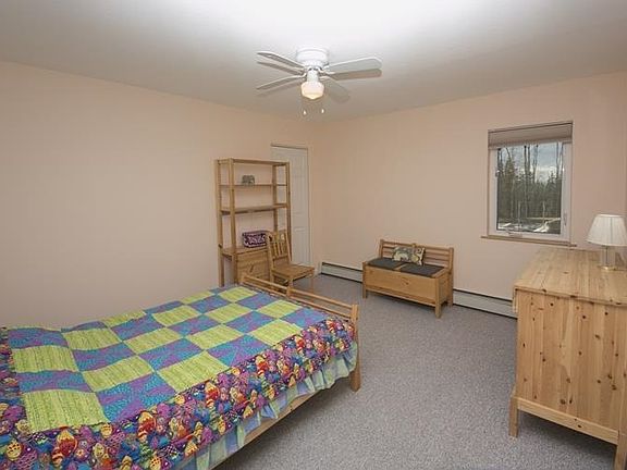 3rd image of 3240 Hillary Ave