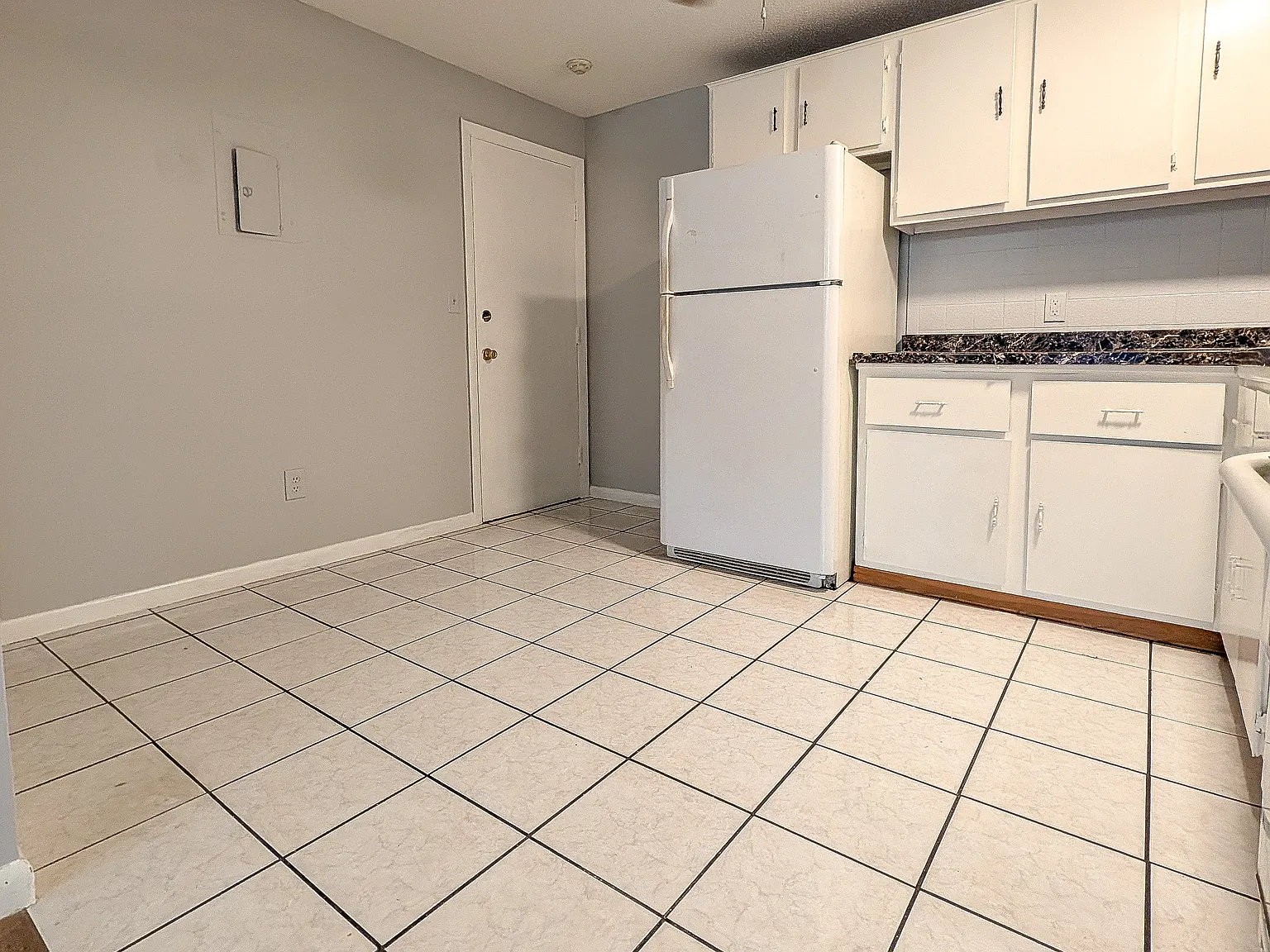 2 bed, 764 sqft, $2,300 — Photo 4