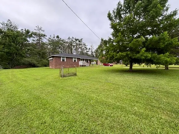 691 County Road 823, Blue Mountain, MS 38610