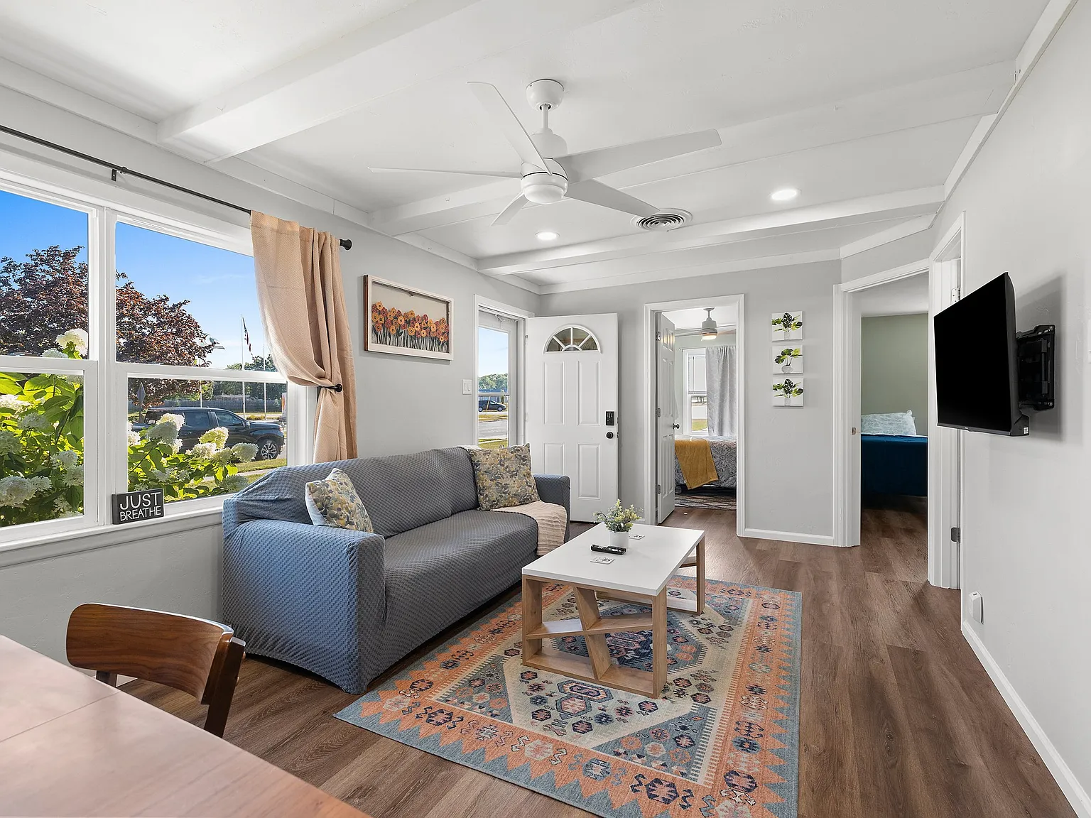 621 Cook St — Photo 3