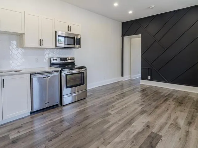 87 Victoria Ave N #4 — Photo 14