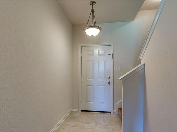 5th image of 11545 Gloriosa Dr