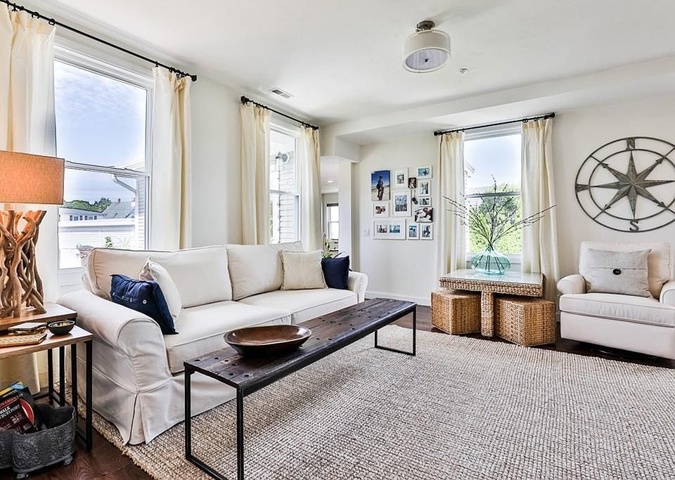 1st image of 26 Titcomb St #2