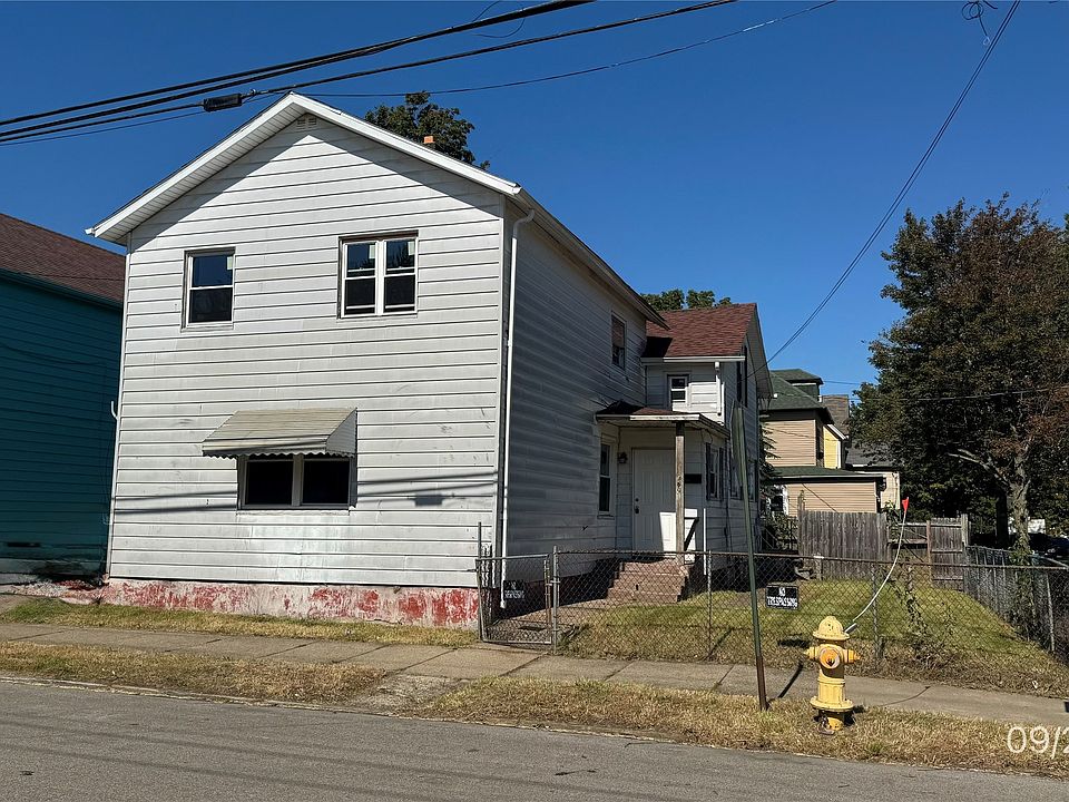 1st image of 460 E 11th St
