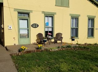 120-122 East, Madison, IN 47250