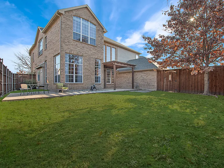 1838 Crowbridge Dr — Photo 38