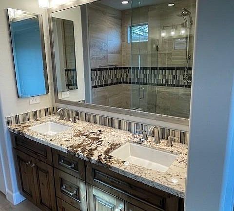 5th image of 3109 N 168TH Avenue